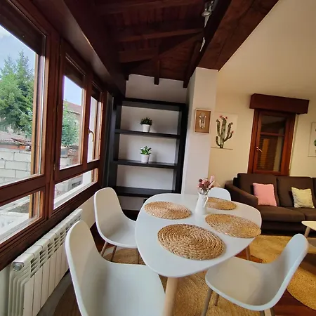 House Semesterbostad Artea